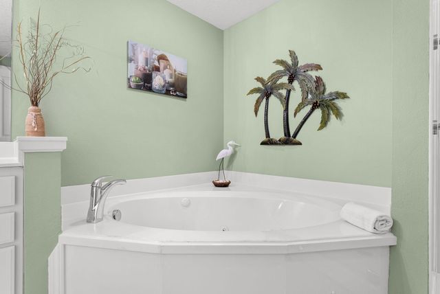 17281 Front Beach Road 806, Panama City Beach, FL 32413