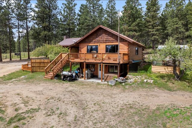 438 Blue Jay Lane, Hamilton, MT 59840
