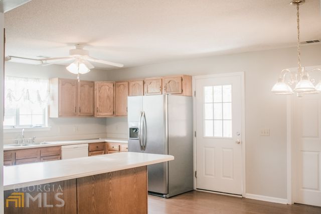20 Lakeside Drive, Rincon, GA 31326
