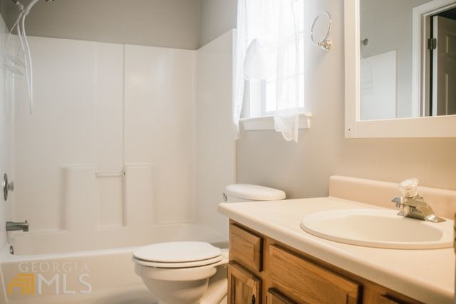 20 Lakeside Drive, Rincon, GA 31326