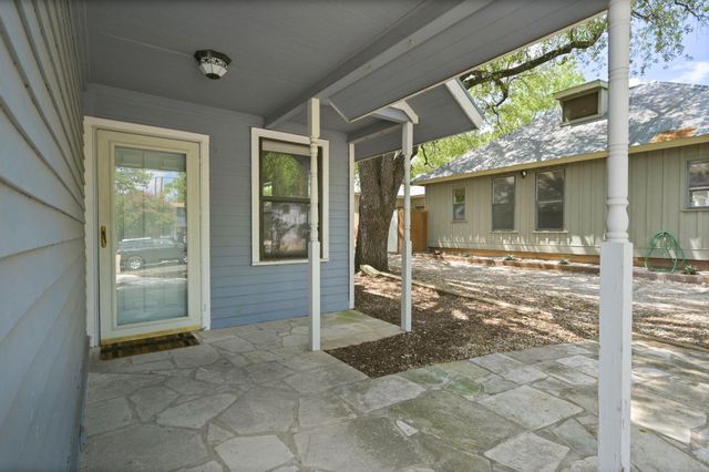 1811 Waterston Ave, Austin, TX 78703