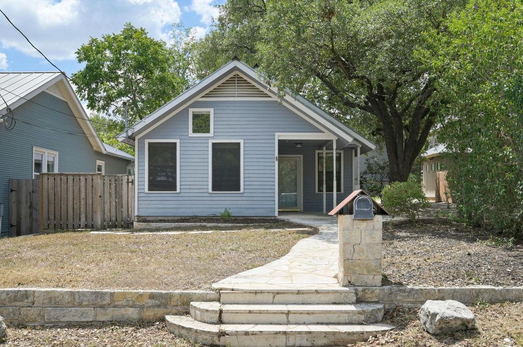 1811 Waterston Ave, Austin, TX 78703
