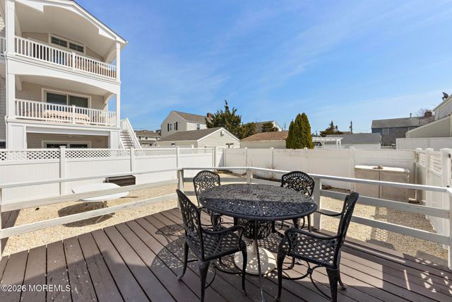 15 E Colorado Avenue, Long Beach Twp, NJ 08008
