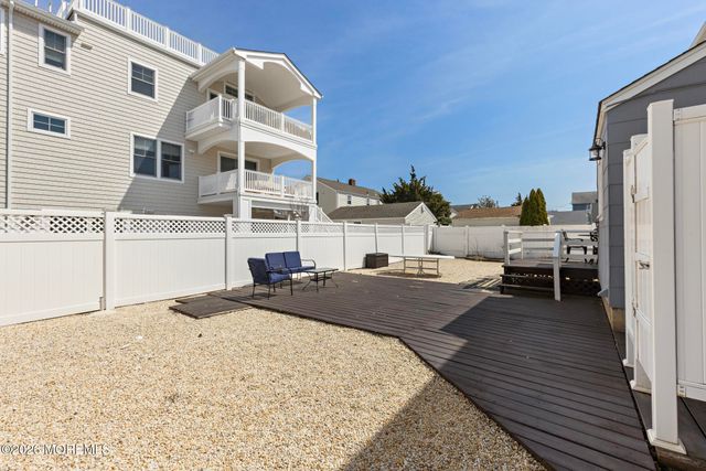 15 E Colorado Avenue, Long Beach Twp, NJ 08008