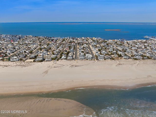 15 E Colorado Avenue, Long Beach Twp, NJ 08008