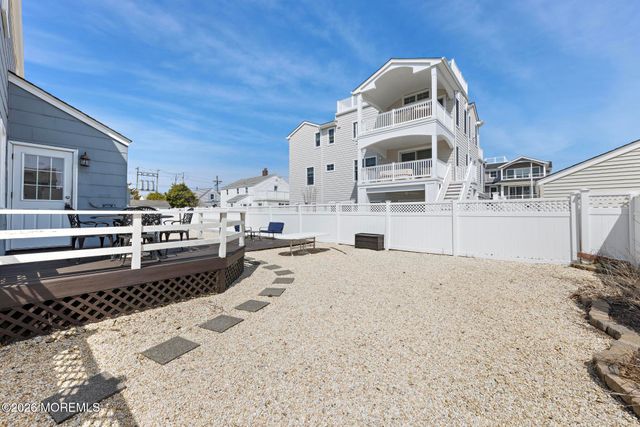 15 E Colorado Avenue, Long Beach Twp, NJ 08008