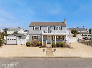 15 E Colorado Avenue, Long Beach Twp, NJ 08008