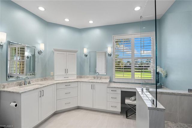 1540 Clermont DR 103, Naples, FL 34109