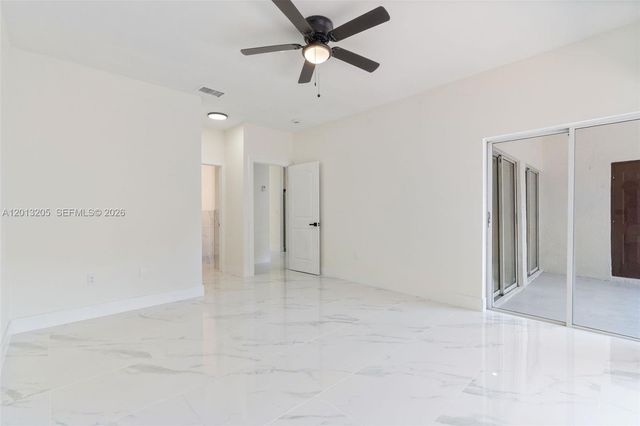 7978 NW 200th St, Hialeah, FL 33015