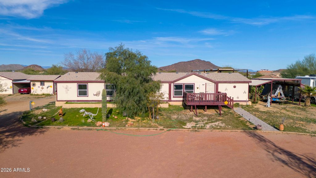 15728 W PRICKLY PEAR Trail, Surprise, AZ 85387 — exterior