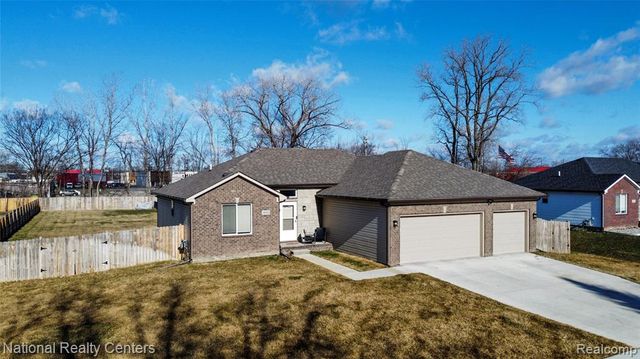 36303 Egan Street, Clinton Township, MI 48035