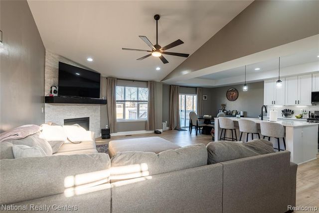 36303 Egan Street, Clinton Township, MI 48035