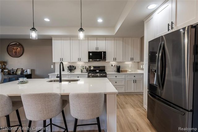 36303 Egan Street, Clinton Township, MI 48035