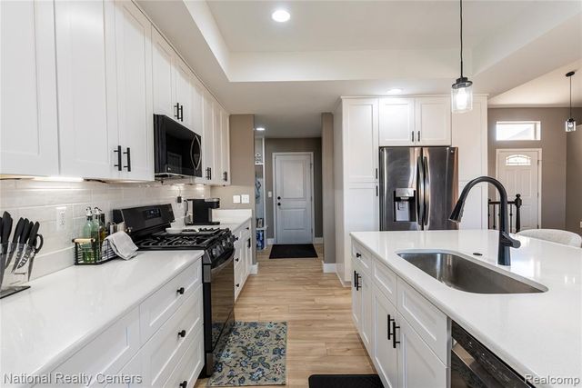 36303 Egan Street, Clinton Township, MI 48035