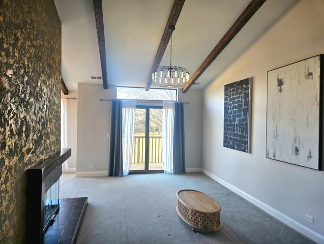 755 Golf Lane 755A, Lake Barrington, IL 60010