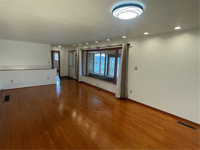 113 Westview Drive, Ligonier Twp, PA 15658