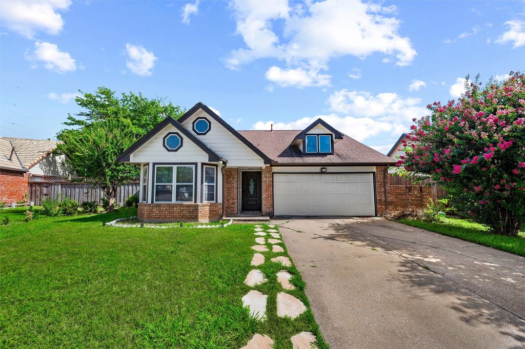 3253 Beavers Bend Trail, Grand Prairie, TX 75052