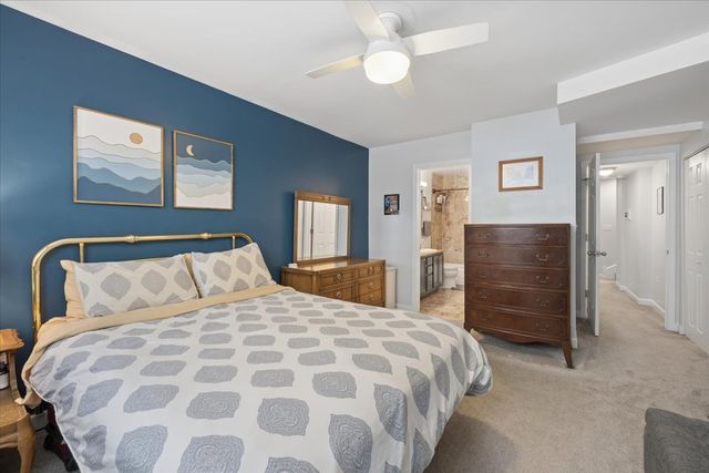 2924 W Berteau Avenue 1, Chicago, IL 60618