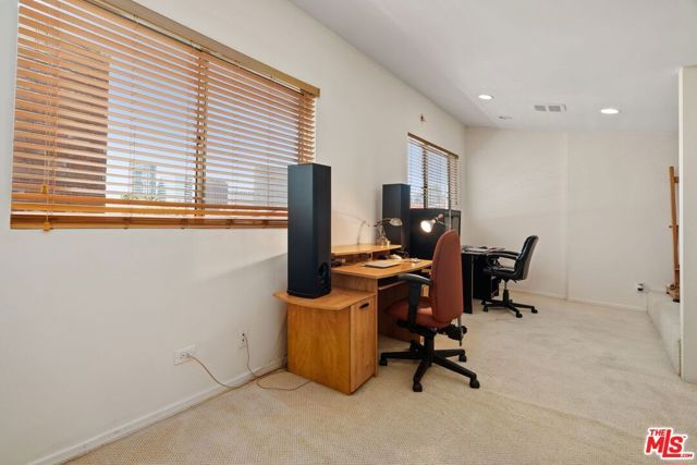 1440 VETERAN Avenue 568, Los Angeles, CA 90024