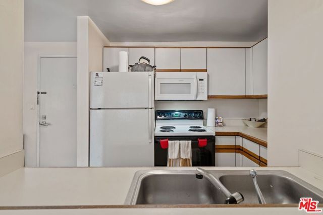 1440 VETERAN Avenue 568, Los Angeles, CA 90024