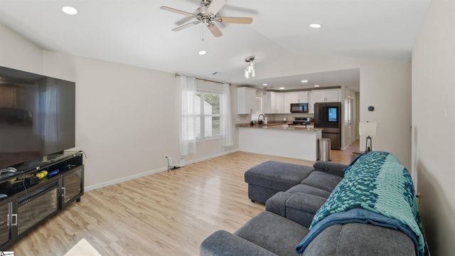 22 Bomar Street, Inman, SC 29349