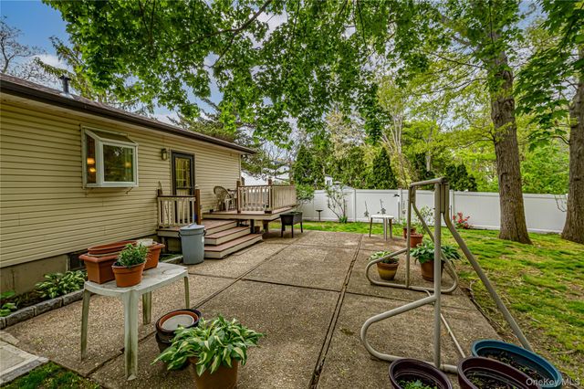 9 Beach Avenue, Port Jefferson Station, NY 11776