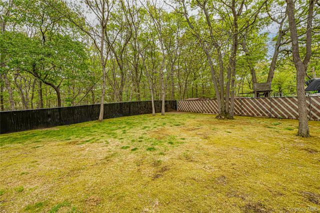 9 Beach Avenue, Port Jefferson Station, NY 11776