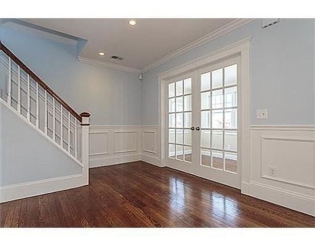 53 Carver Rd 2, Watertown, MA 02472