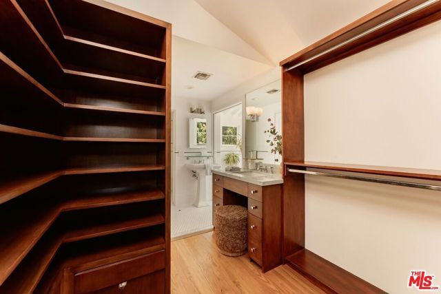 12229 Dunoon Lane, Los Angeles, CA 90049