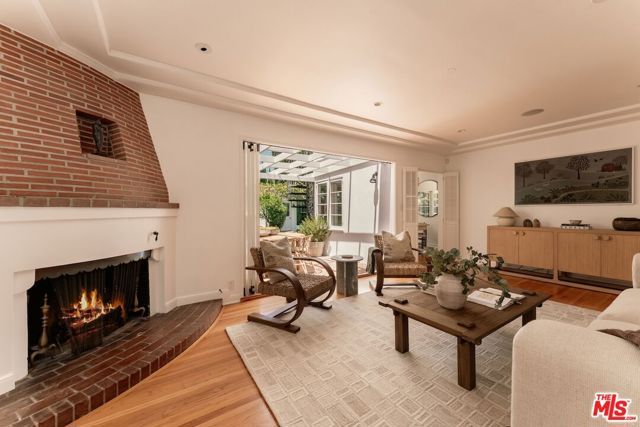 12229 Dunoon Lane, Los Angeles, CA 90049