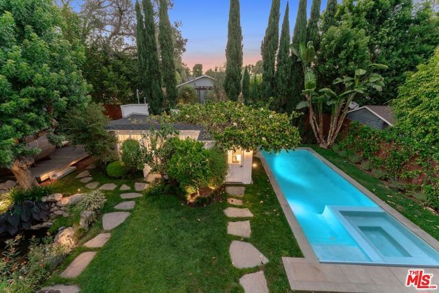 12229 Dunoon Lane, Los Angeles, CA 90049