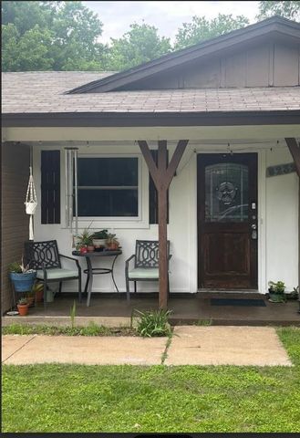 8232 Richard Street, White Settlement, TX 76108