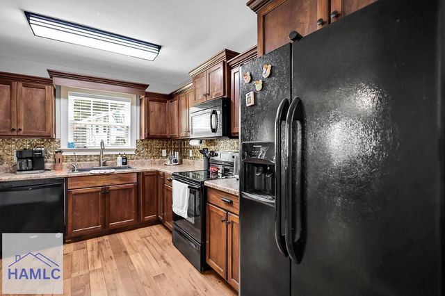 320 Coleman Pass NE, Ludowici, GA 31316