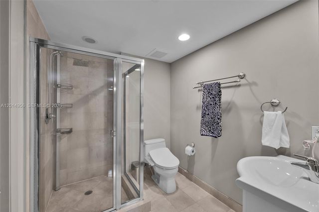 1800 S Ocean Dr 2007, Hallandale Beach, FL 33009