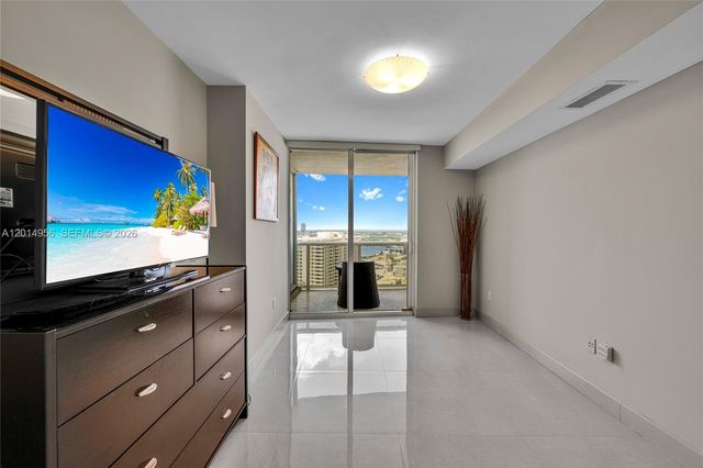 1800 S Ocean Dr 2007, Hallandale Beach, FL 33009