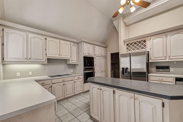 2043 Park Grand Road, Houston, TX 77062