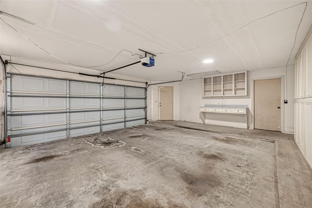 2043 Park Grand Road, Houston, TX 77062