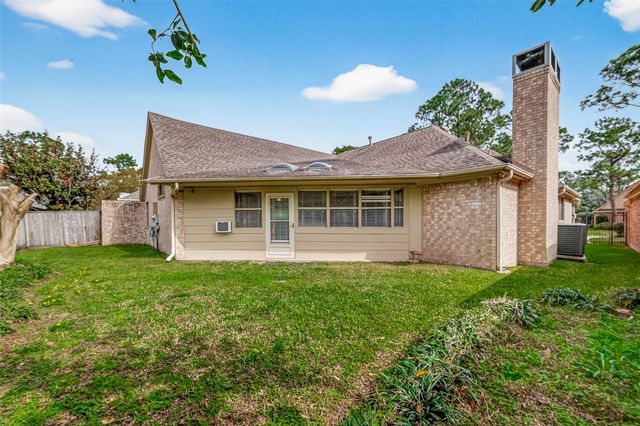 2043 Park Grand Road, Houston, TX 77062