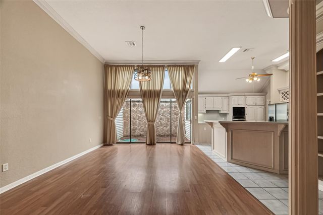 2043 Park Grand Road, Houston, TX 77062