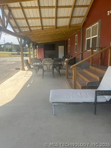 113136 NS 4287 Road, Porum, OK 74455