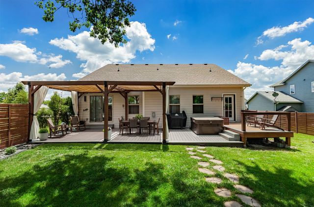 1520 Seagrass Avenue, Polk City, IA 50226