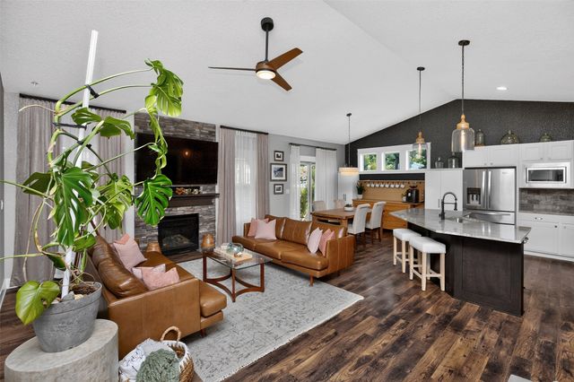 1520 Seagrass Avenue, Polk City, IA 50226