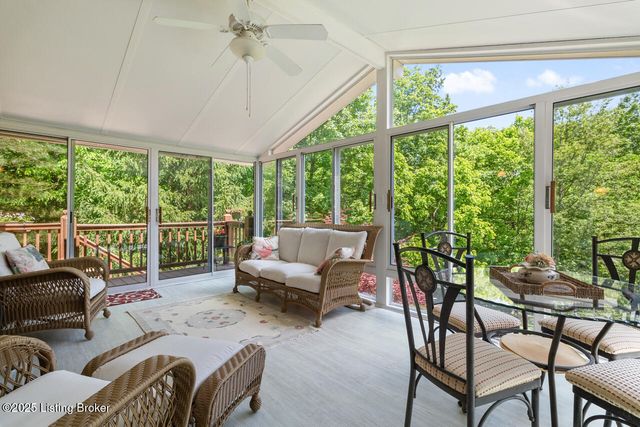 240 Henry Veech Rd, Finchville, KY 40022