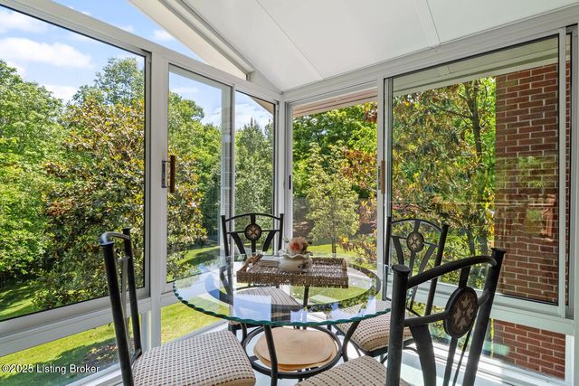 240 Henry Veech Rd, Finchville, KY 40022