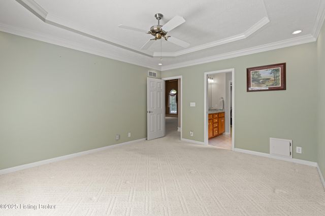 240 Henry Veech Rd, Finchville, KY 40022