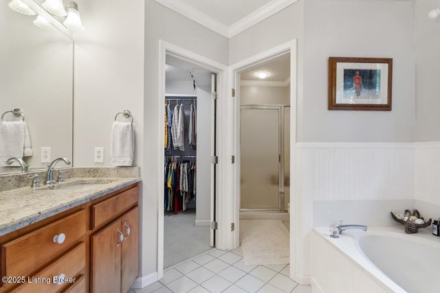 240 Henry Veech Rd, Finchville, KY 40022