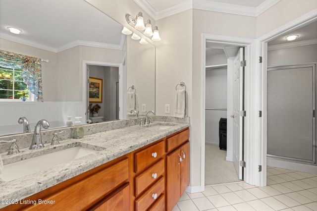 240 Henry Veech Rd, Finchville, KY 40022