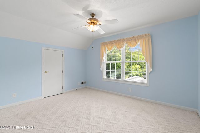 240 Henry Veech Rd, Finchville, KY 40022