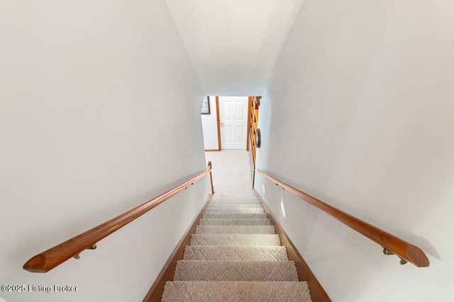 240 Henry Veech Rd, Finchville, KY 40022