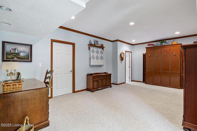 240 Henry Veech Rd, Finchville, KY 40022